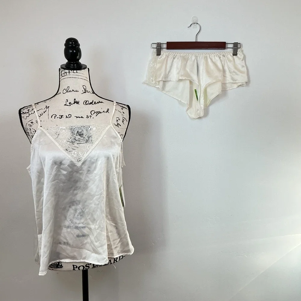 Sam Edelman Ivory Satin Lace Trim‎ Cami Shorts Pajama Set L